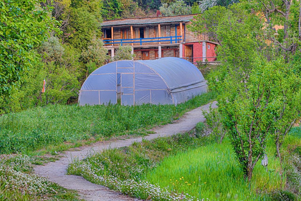 Saffronstays El Sueno, Mukteshwar -Villa Serving Pahadi Meals Buitenkant foto